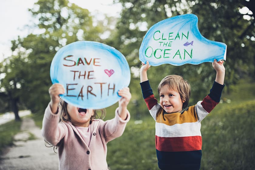 Children's signs: Save Earth and Ocean